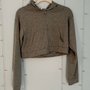 Cropped, long sleeve zip up. Size: L Brand: Shein